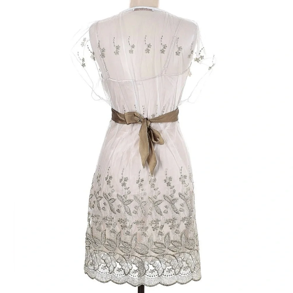 Single Dress - Picture 3 of 3
